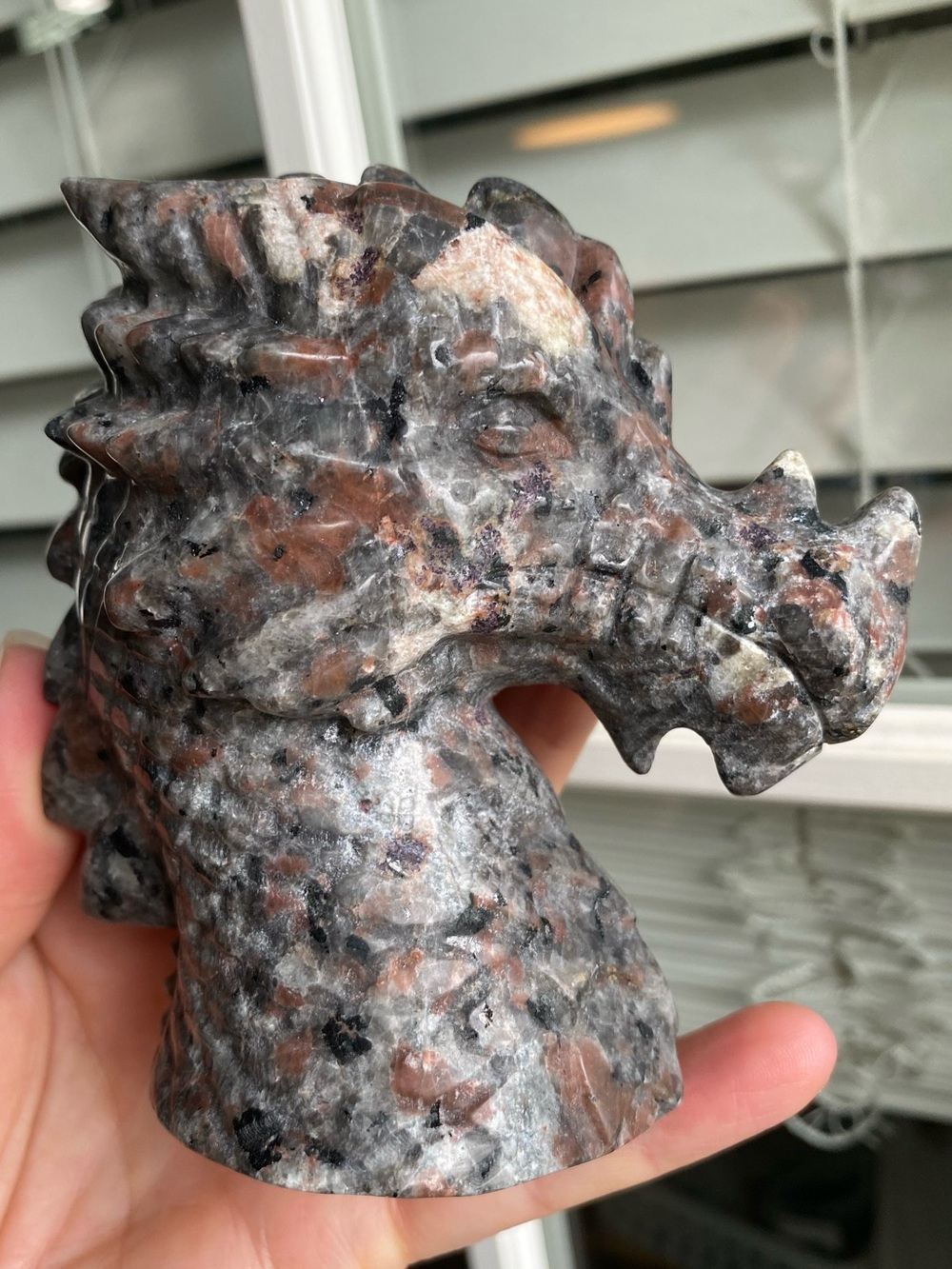 🐉✨ 4” Yooperlite Dragon Sculpture – Glows Under UV! ✨🐉